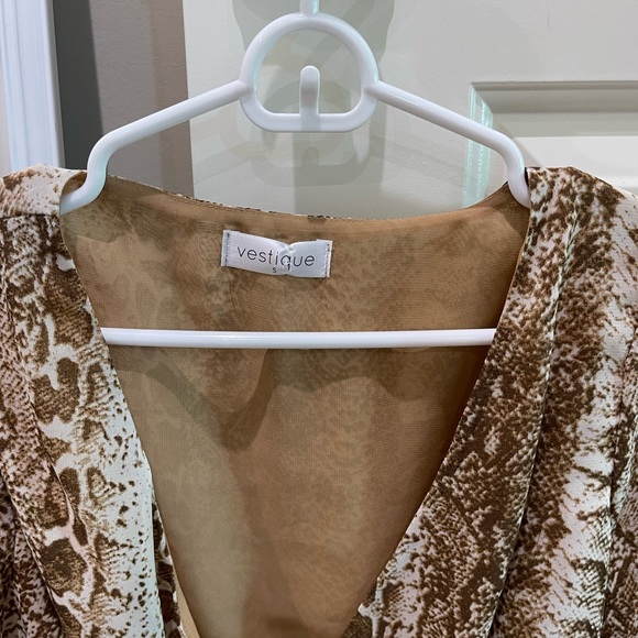 Vestique top - Picture 3 of 5